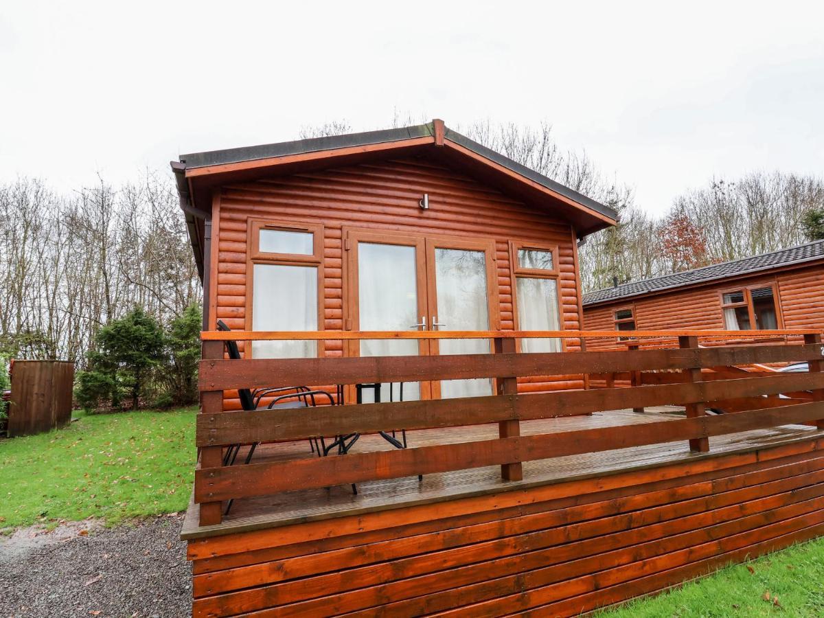 Oak Lodge Hadnall Exterior foto